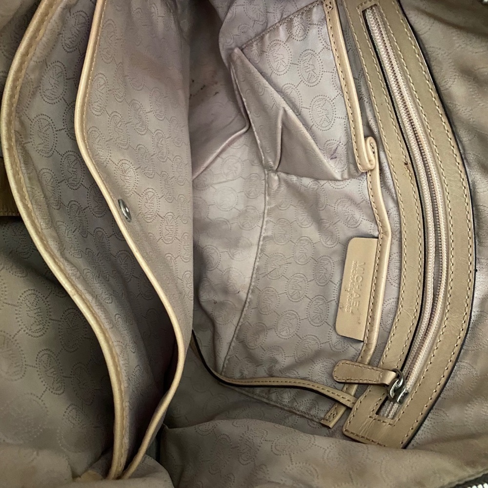 Authentic Mk Purse - image 3